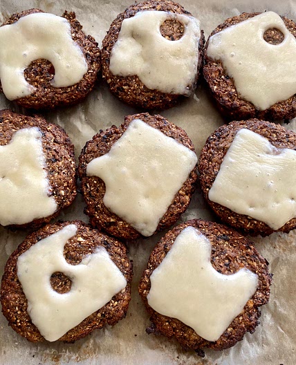 Air Fryer Black Garlic-Cauliflower Patties