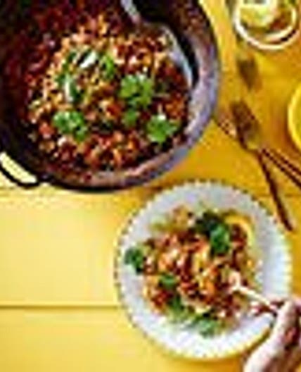 Stir-fried shredded roti (kottu roti)