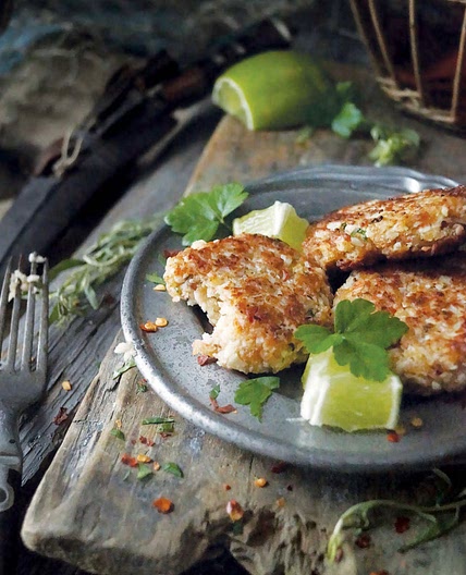 CRAB CAKES