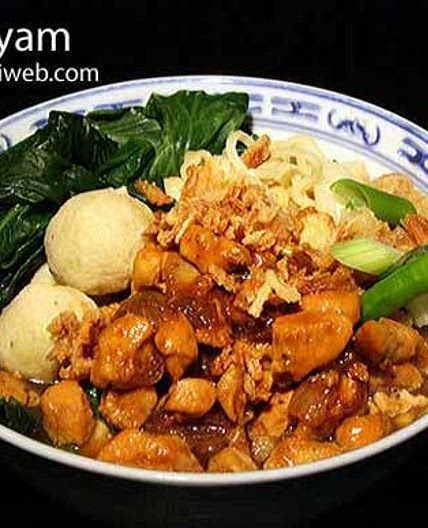 Indonesian Chicken Noodles
