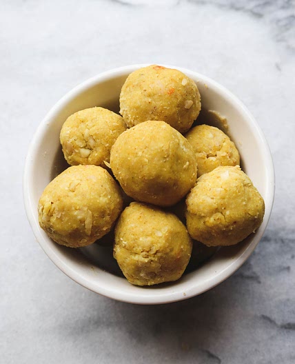 Savory Energy Ballls - Curry Balls