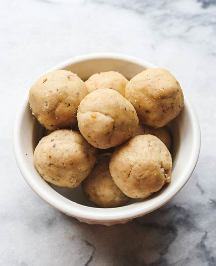 Savory Energy Balls - Garlic and Herbs Balls