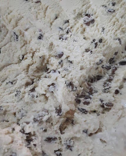 Rum and raisin ice cream 