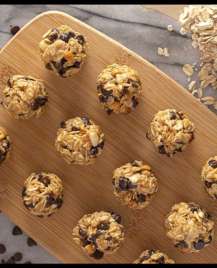 No-Bake Peanut Butter & Chocolate Bites