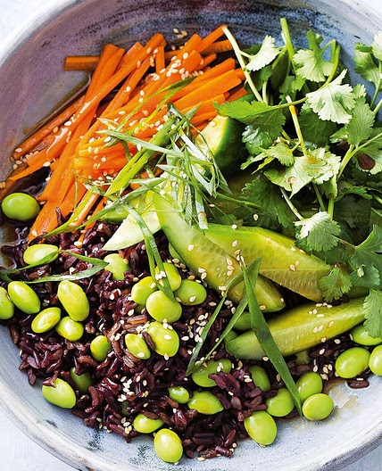 Edamame and black rice salad
