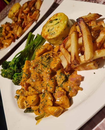 Creamy Garlic & Bacon Chicken