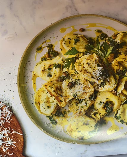 Spinach and ricotta tortellini with salsa verde