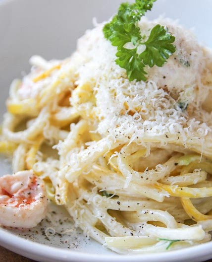 Pasta met wodka, garnalen en citroen - Jenny Alvares