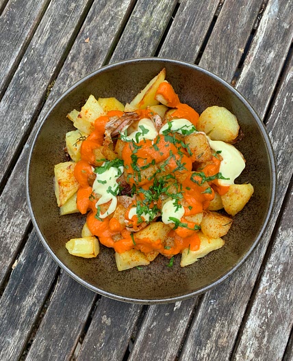 The ultimate Patatas Bravas | Potatoes with spicy sauce — Omar A