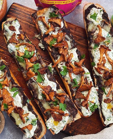 Mushroom Molletes