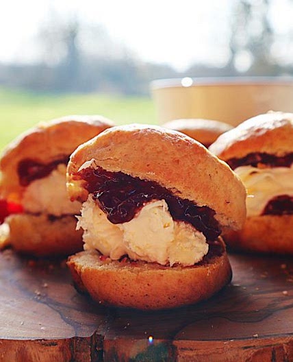 Mini Omnia Scones