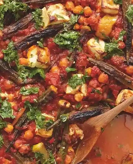 Okra and chickpea bake