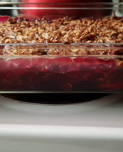 APPLE BERRY CRISP