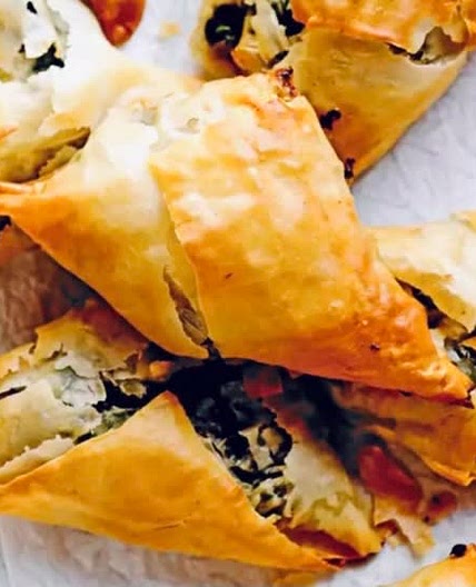 Oven Baked Cheese & Spinach ﻿Sambousik سمبوسك جبنة 
