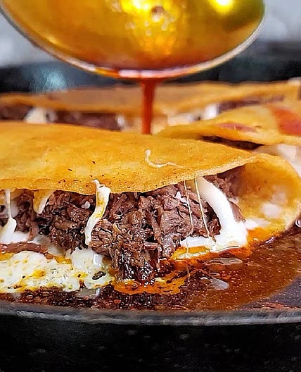 BIRRIA QUESA TACOS | Easy INSTANT POT BIRRIA Recipe | QUESABIRRIA Tacos And Consomé
