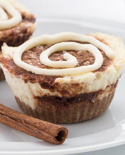 Keto Cinnamon Roll Cheesecakes