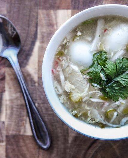 Vietnamese Crab & Asparagus Soup (Sup Mang Tay Cua)