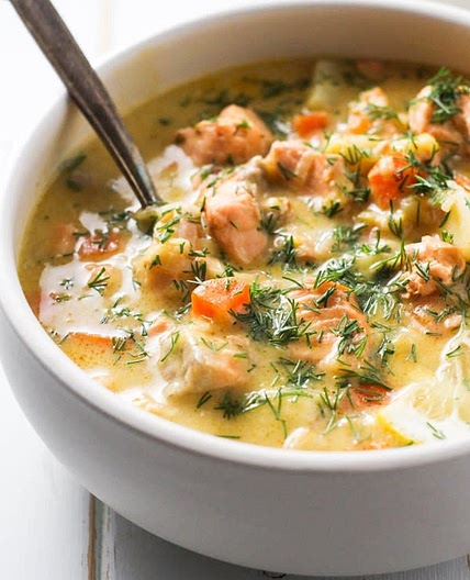 Lohikeitto (zuppa finlandese di salmone)