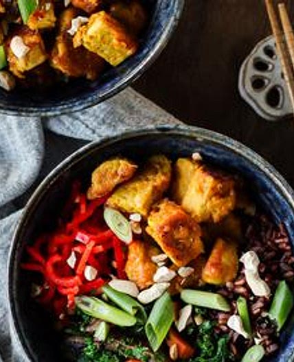 Golden Tempeh Nourish Bowl