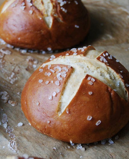 How To Make German Pretzel Buns