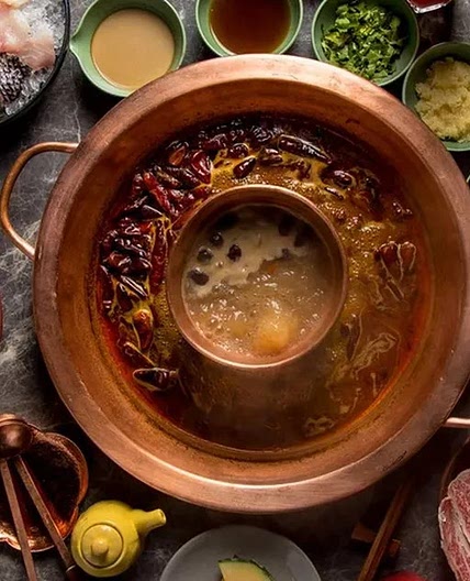 A Very Sichuan Friendsgiving