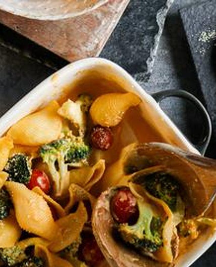 Creamy Hummus Pasta Bake