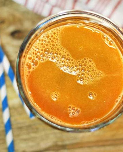 IMMUNITY BOOSTING CARROT-GINGER JUICE