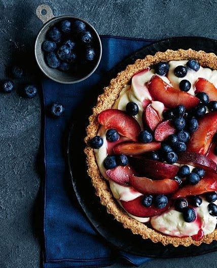 Whipped panna cotta tart with almond crust