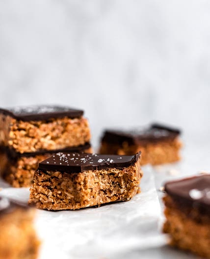 Chocolate Peanut Butter Oat Bars