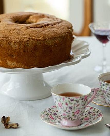 Recipe for Passover walnut-wine cake - The Boston Globe