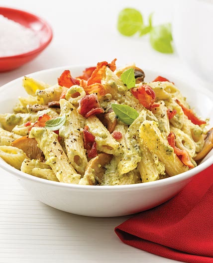 Pennes au pesto et bacon
