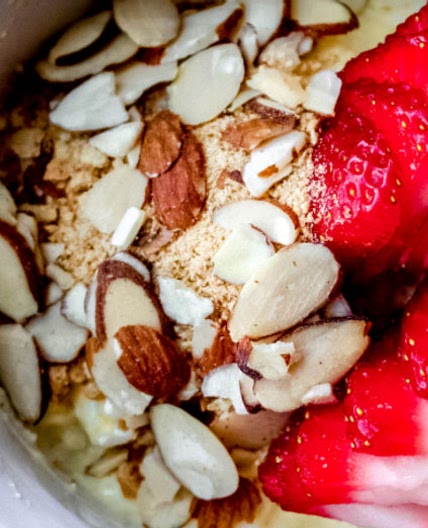 STRAWBERRY CHEESECAKE BOWL