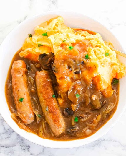 Slow Cooker Sausages With Onion Gravy Recipe
