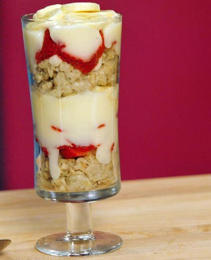Greek Yogurt Berry Parfait with Oatmeal