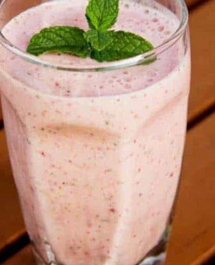 Strawberry & Mint Protein Smoothie