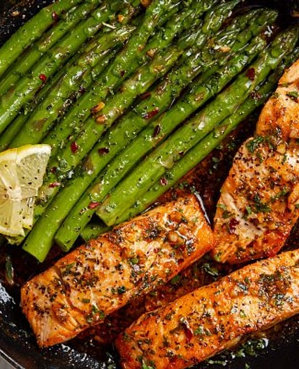 Garlic Butter Salmon with Lemon Asparagus Skillet