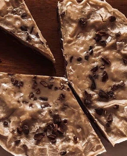 5 Ingredient Chocolate Chip Tahini Bars