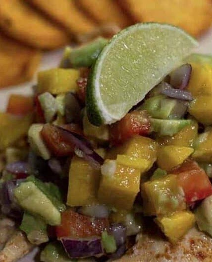 CHICKEN WITH MANGO & AVOCADO SALSA