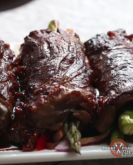 Teriyaki Steak Roll-Ups 🥩