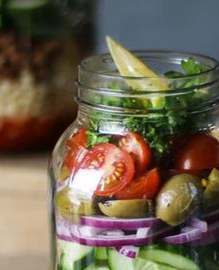 Easy Bulgur Salad in a Jar