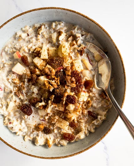 Apple Cinnamon Overnight Oats