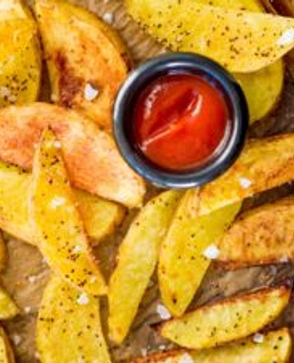 Crispy Baked Garlic Potato Wedges