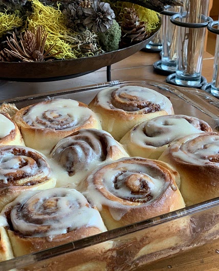 Gooey Cinnamon Rolls (Cinnabon Copycat)