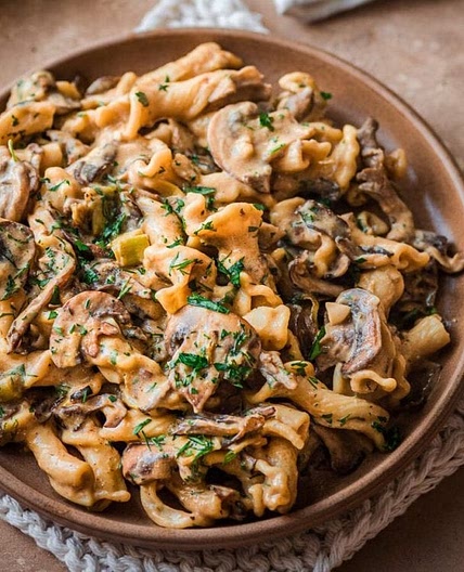 Creamy Vegan Mushroom Stroganoff