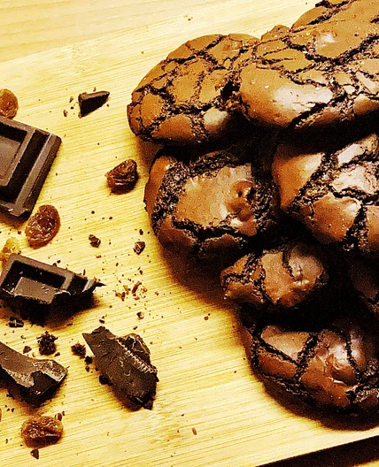 Muddy Brownie Crinkle Cookies