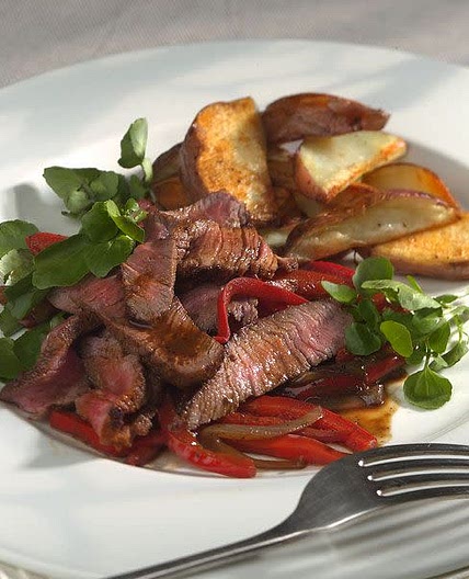 Southwestern Steak and Peppers | Everyday Health