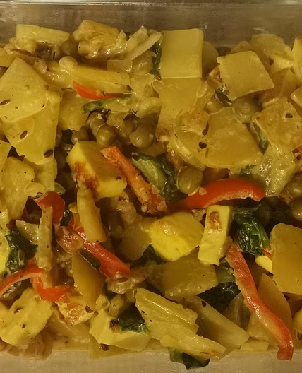 Lettuce+Potato+Onions+Paneer+Peas+BabyRedPepper in Cream