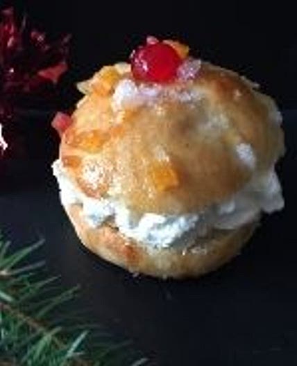 Roscon de Reyes flavored muffins