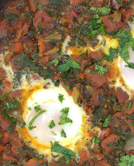 Easy Shakshuka with Spinach