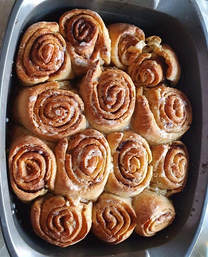 Vegan Cinnamon Rolls